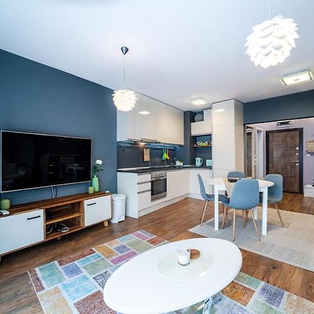 Colibri Central Apartment Варна Екстериор снимка