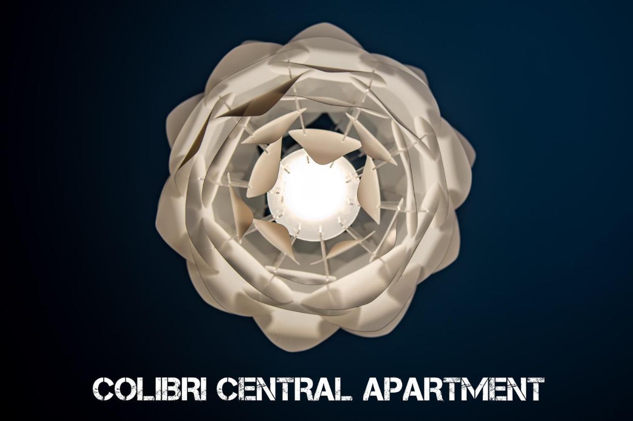 Colibri Central Apartment Варна Екстериор снимка