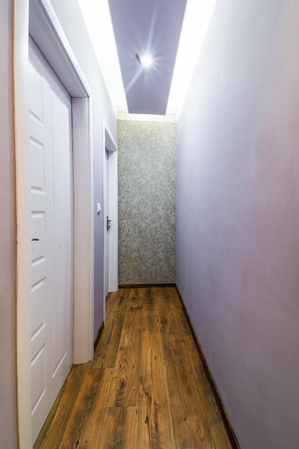 Colibri Central Apartment Варна Екстериор снимка