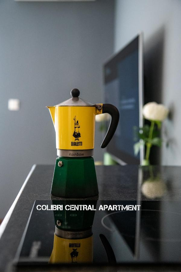 Colibri Central Apartment Варна Екстериор снимка
