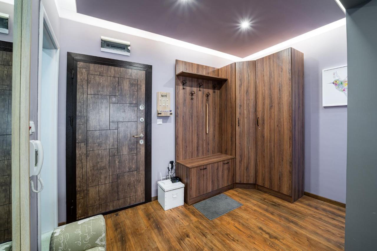 Colibri Central Apartment Варна Екстериор снимка