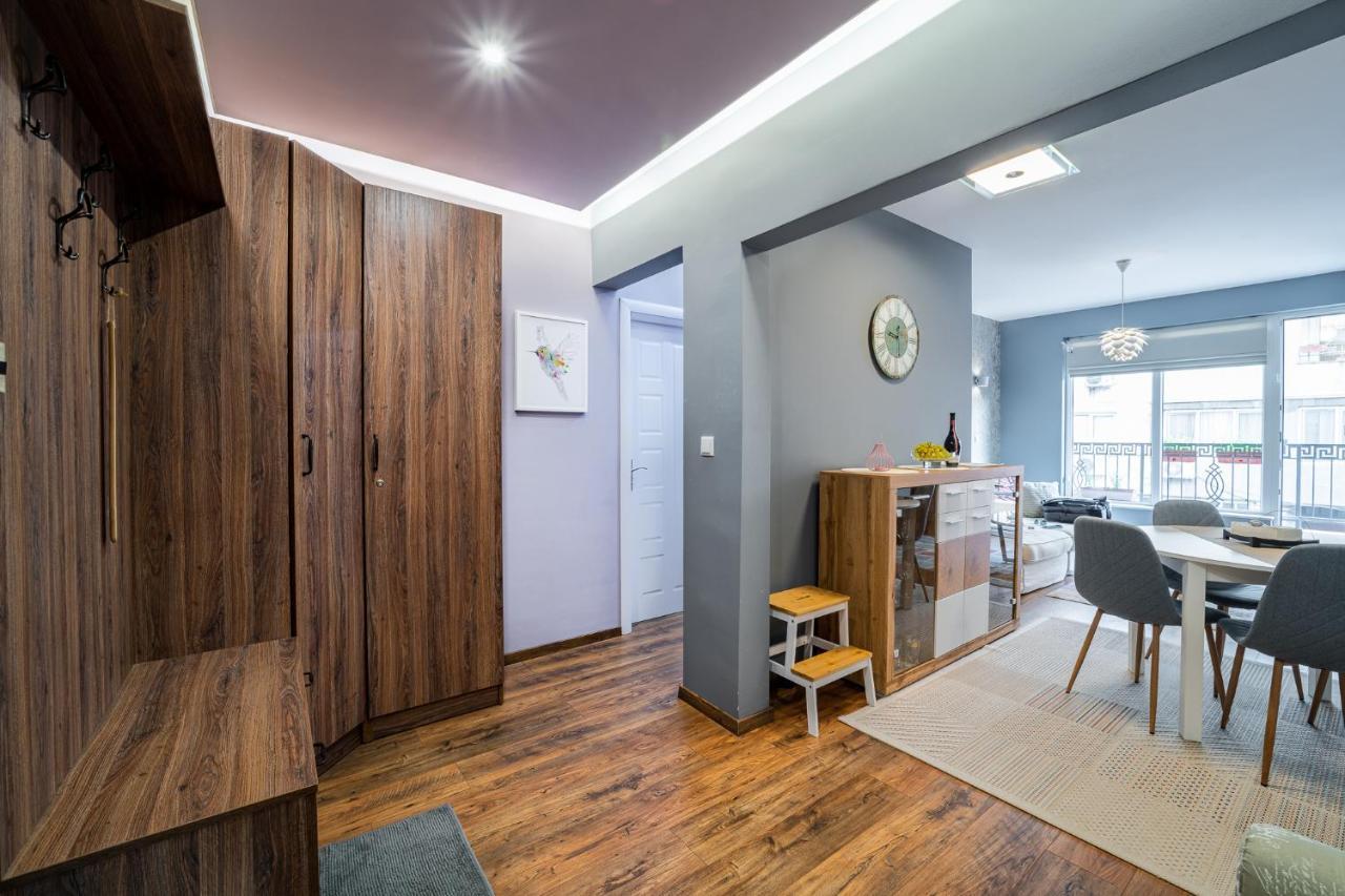 Colibri Central Apartment Варна Екстериор снимка